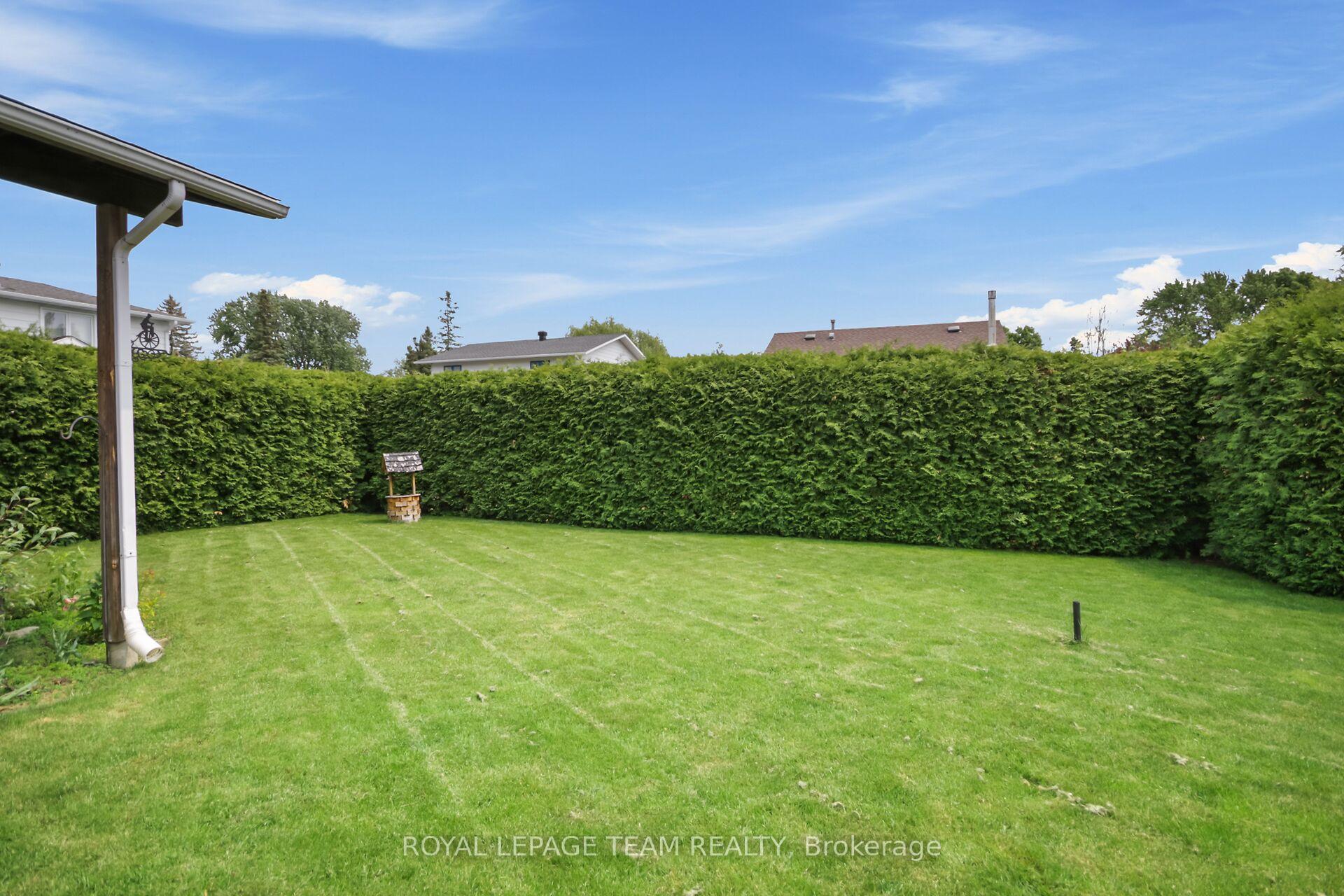 Photo 46 of 102 Oriole Avenue, Ottawa, Kanata - Glencairn/Hazeldean — HOMEH