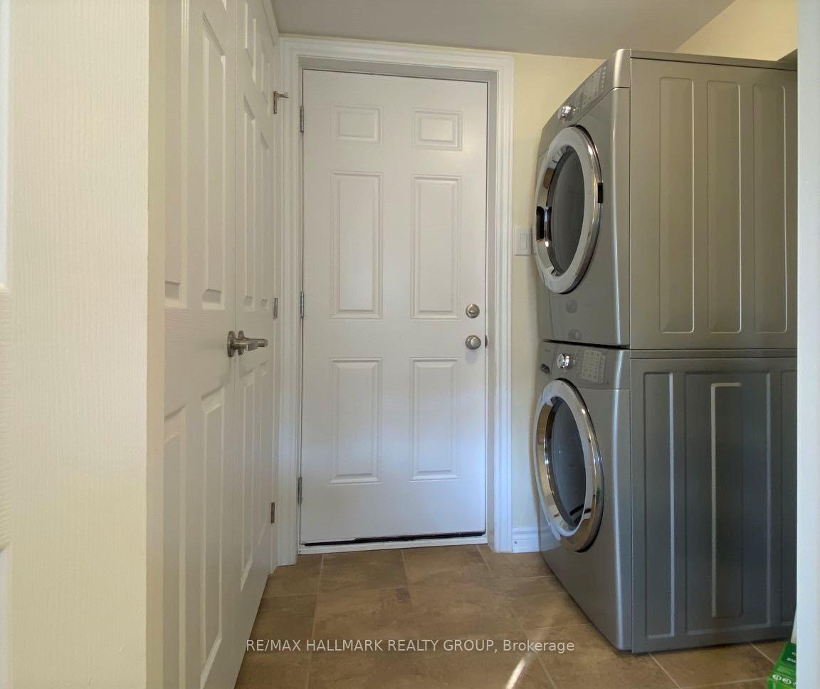 Photo 6 of 541 Meadowcreek Circle, Ottawa, Kanata - Emerald Meadows/Trailwest — HOMEH