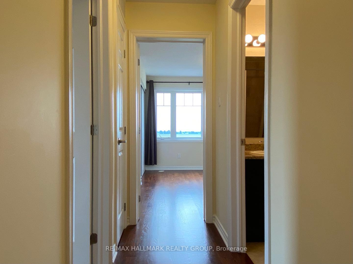 Photo 18 of 541 Meadowcreek Circle, Ottawa, Kanata - Emerald Meadows/Trailwest — HOMEH