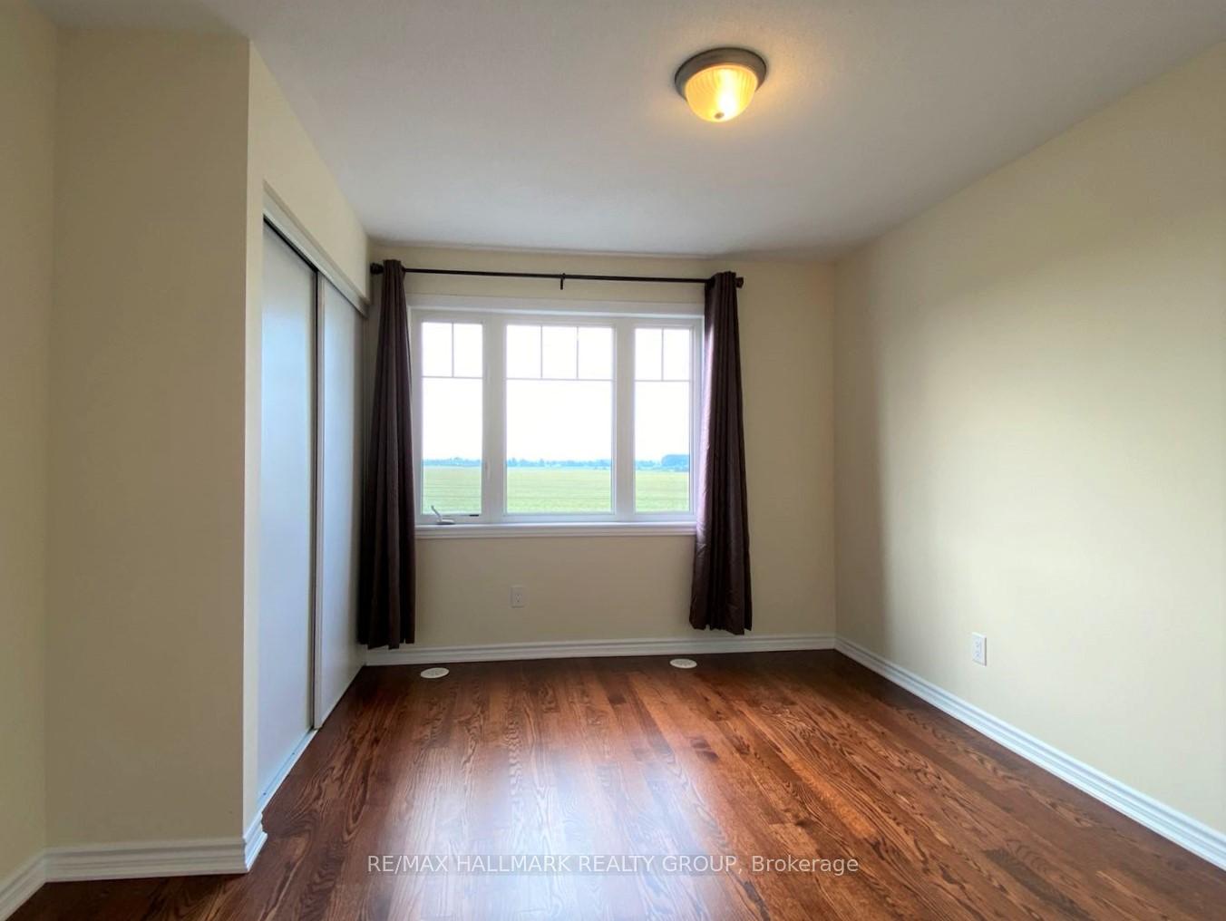 Photo 21 of 541 Meadowcreek Circle, Ottawa, Kanata - Emerald Meadows/Trailwest — HOMEH
