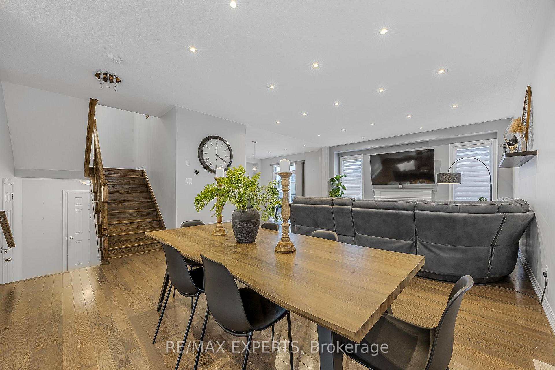 Photo 1 of 1145 Gina Street, Innisfil, Alcona — HOMEH