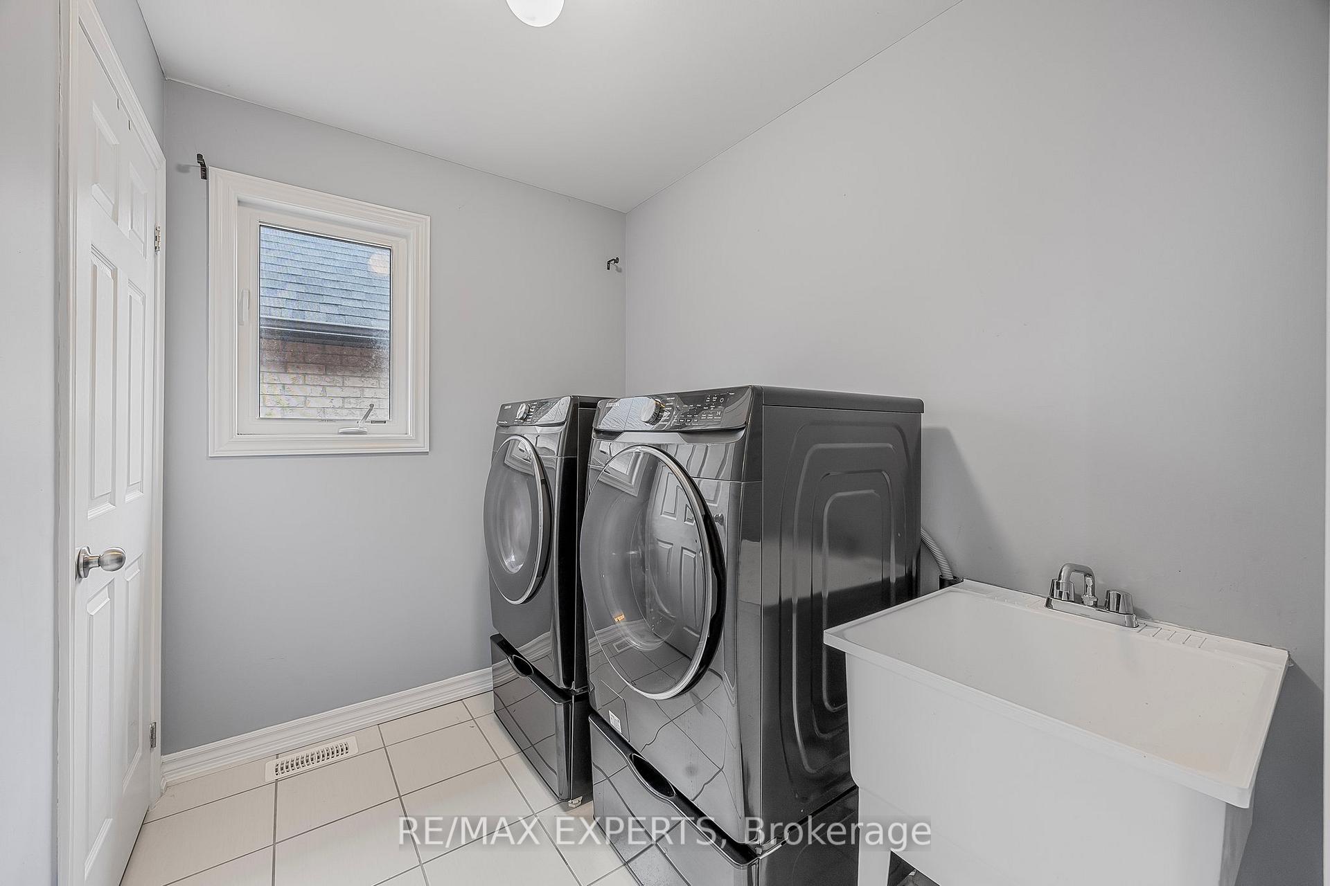 Photo 13 of 1145 Gina Street, Innisfil, Alcona — HOMEH