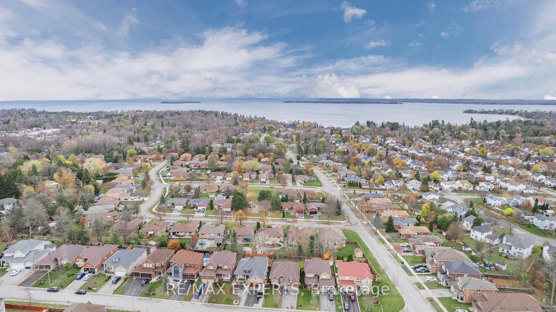 Photo 22 of 1145 Gina Street, Innisfil, Alcona — HOMEH