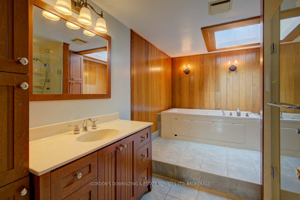 Photo 19 of 255 County Road 20, Loyalist, Lennox and Addington - South — HOMEH