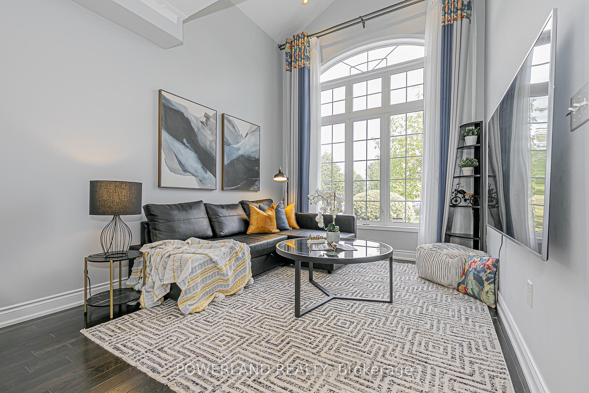Photo 8 of 32 Ralph Chalmers Avenue, Markham, Wismer — HOMEH