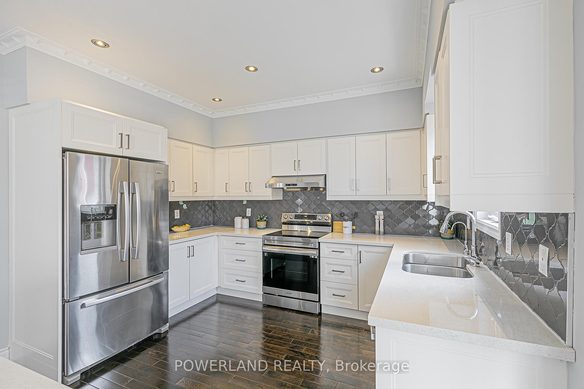 Photo 16 of 32 Ralph Chalmers Avenue, Markham, Wismer — HOMEH