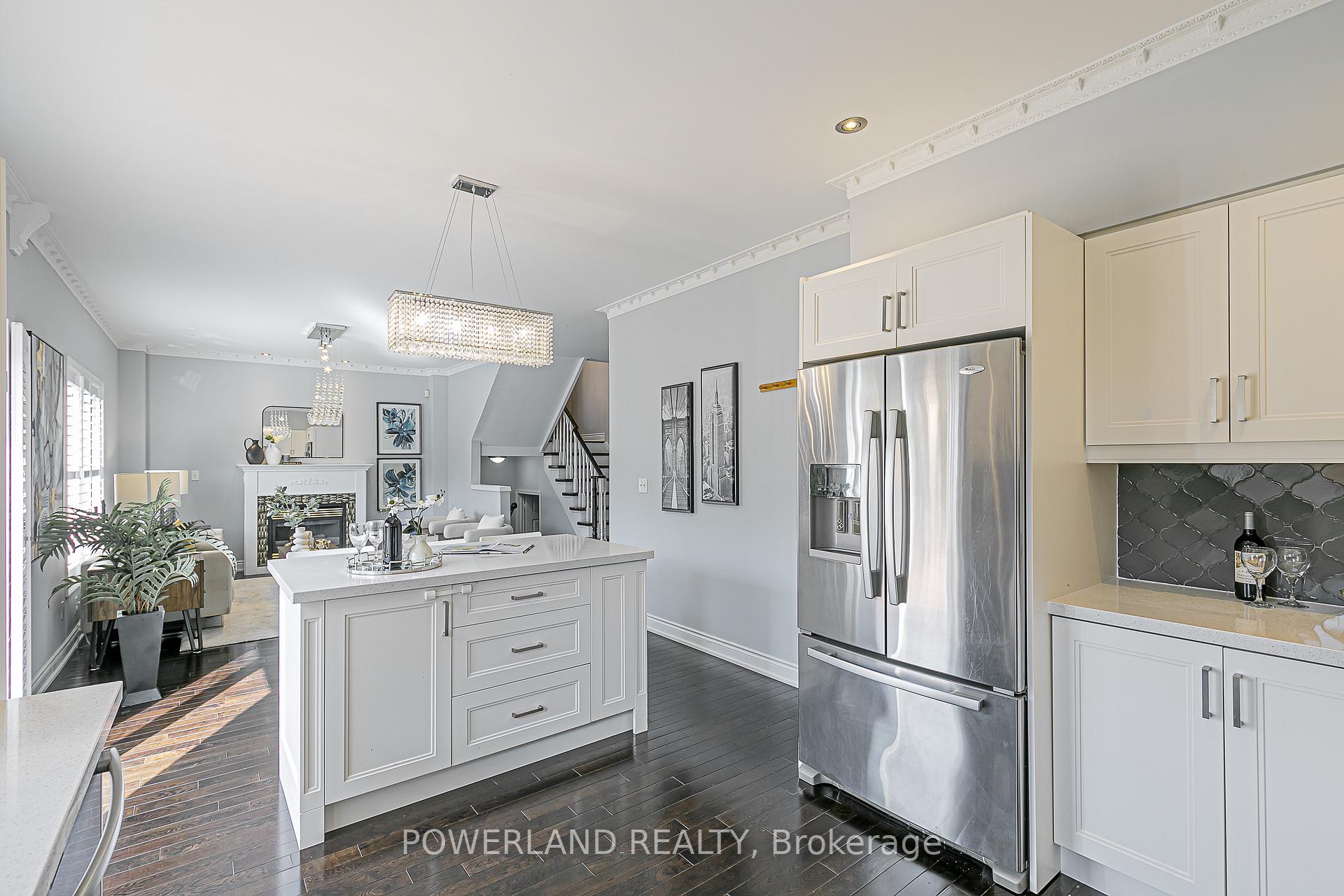 Photo 20 of 32 Ralph Chalmers Avenue, Markham, Wismer — HOMEH