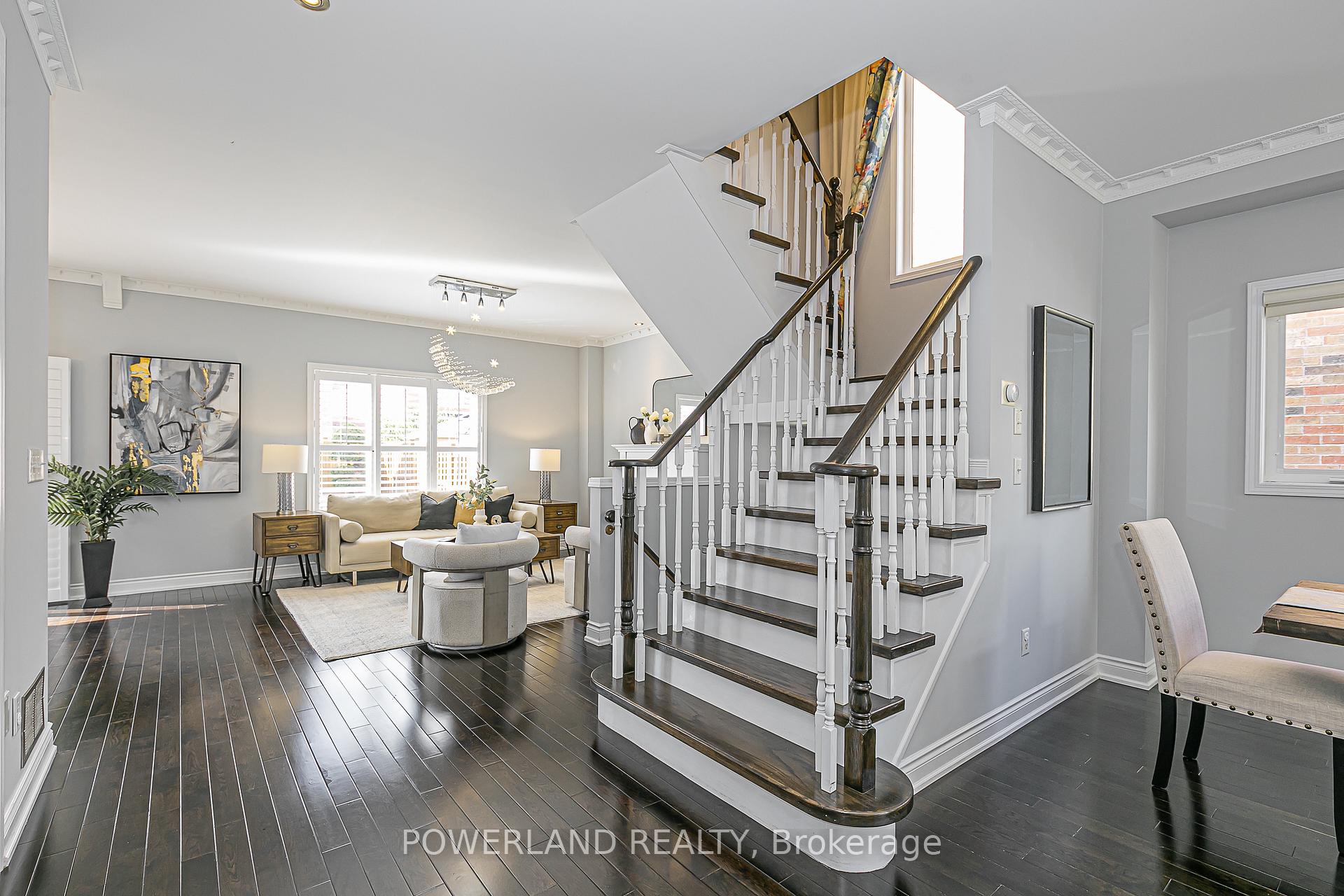 Photo 24 of 32 Ralph Chalmers Avenue, Markham, Wismer — HOMEH