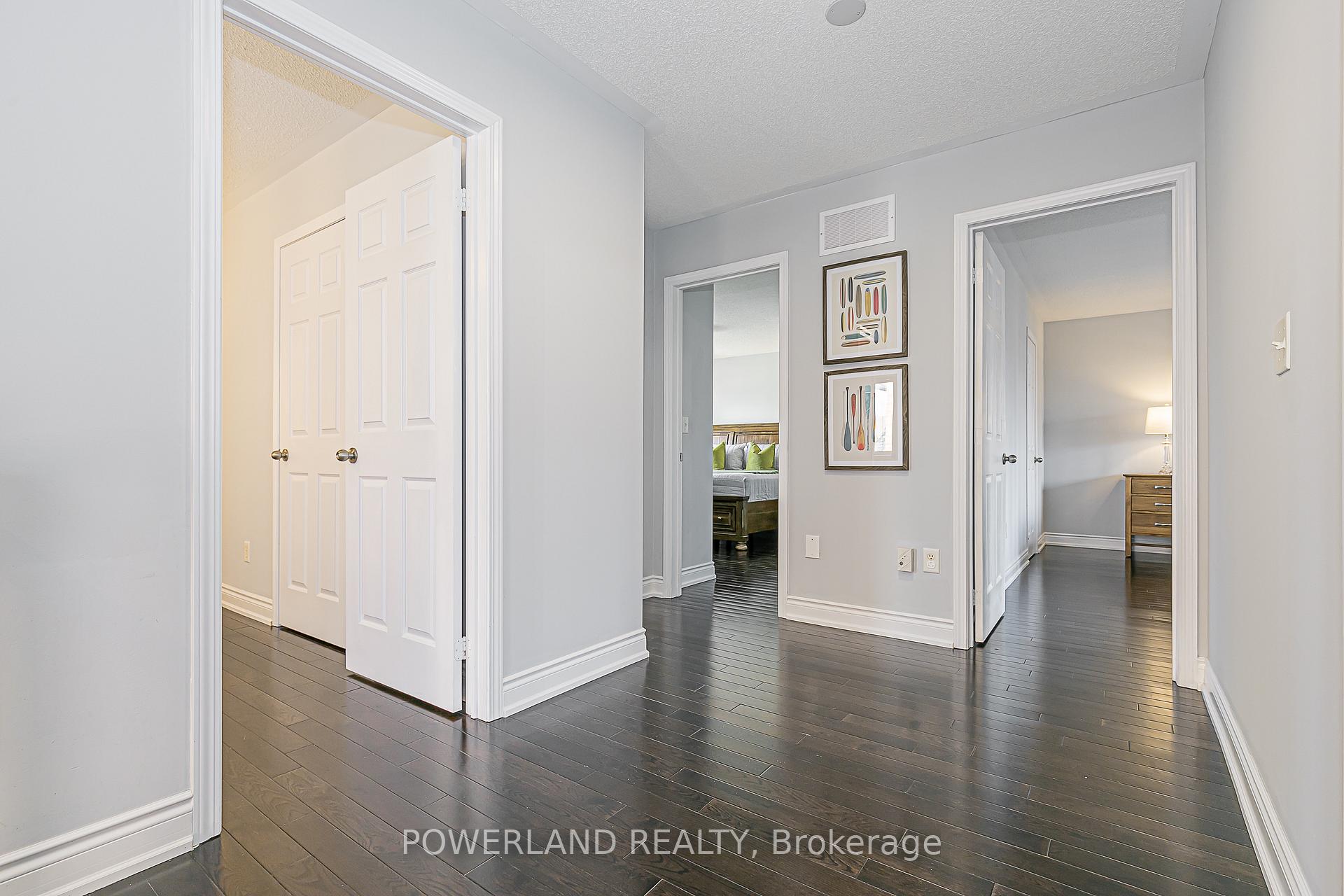 Photo 25 of 32 Ralph Chalmers Avenue, Markham, Wismer — HOMEH