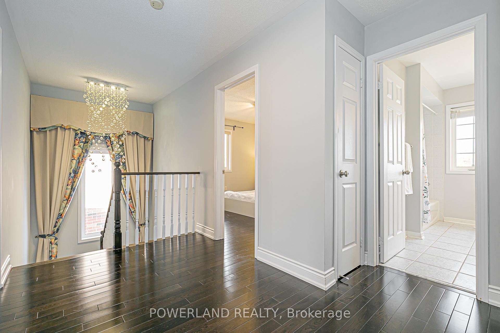 Photo 26 of 32 Ralph Chalmers Avenue, Markham, Wismer — HOMEH