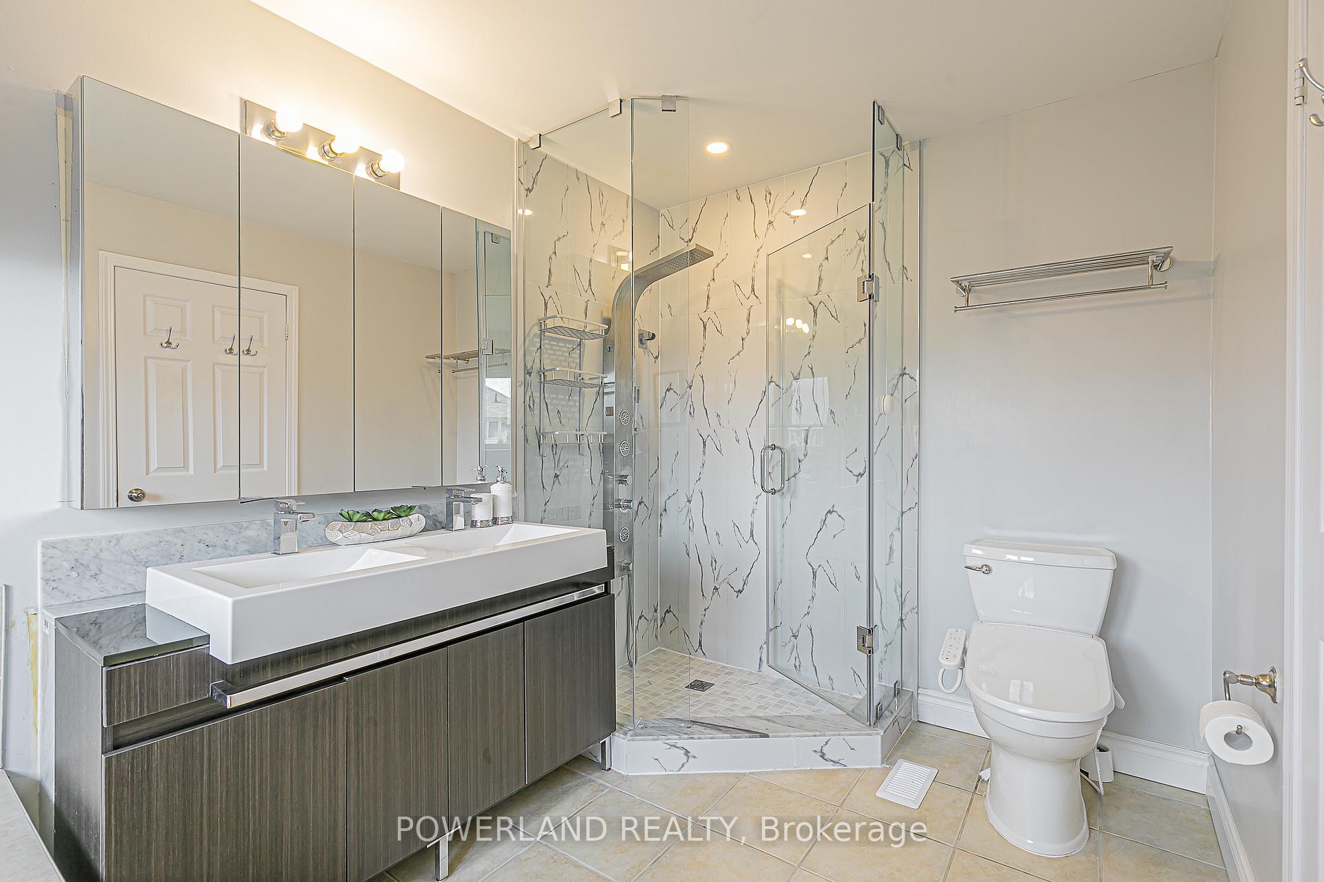 Photo 29 of 32 Ralph Chalmers Avenue, Markham, Wismer — HOMEH