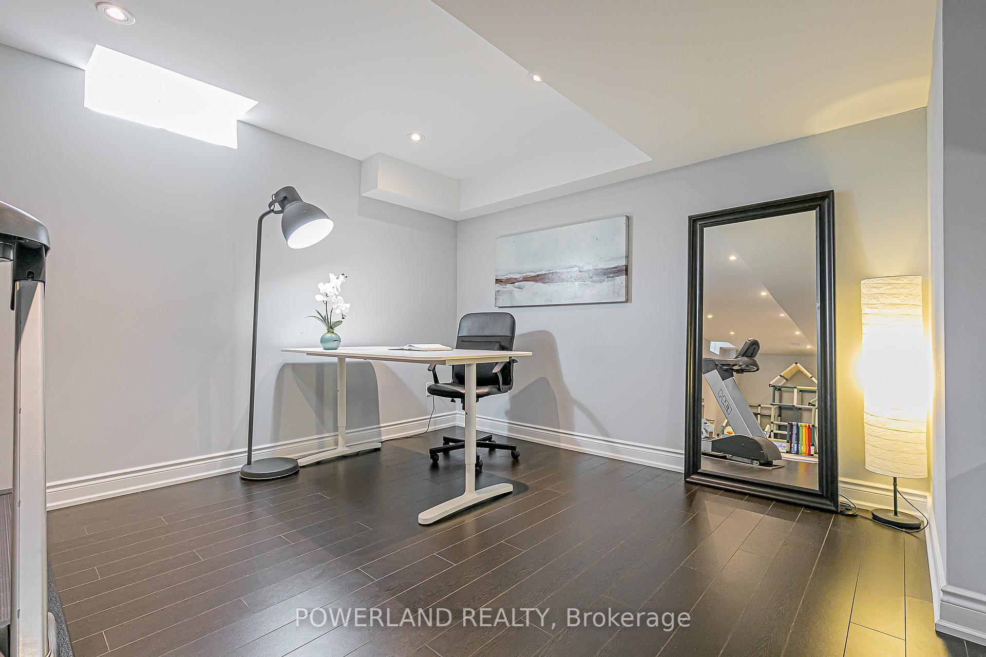 Photo 41 of 32 Ralph Chalmers Avenue, Markham, Wismer — HOMEH