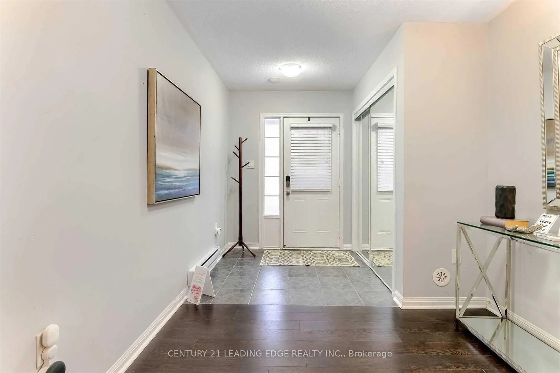 Photo 4 of Unit 6, 1025 Nadalin Heights, Milton, Willmott — HOMEH
