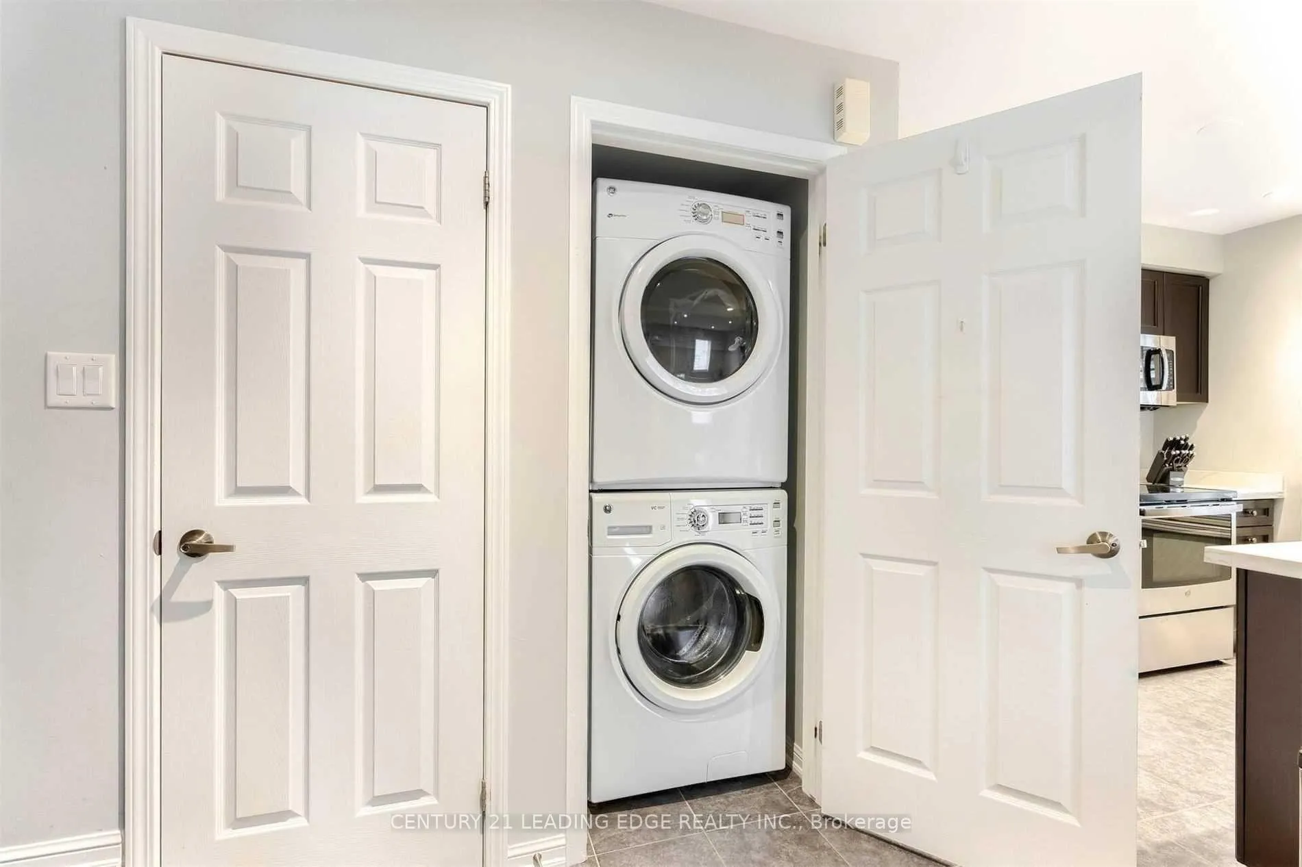 Photo 11 of Unit 6, 1025 Nadalin Heights, Milton, Willmott — HOMEH