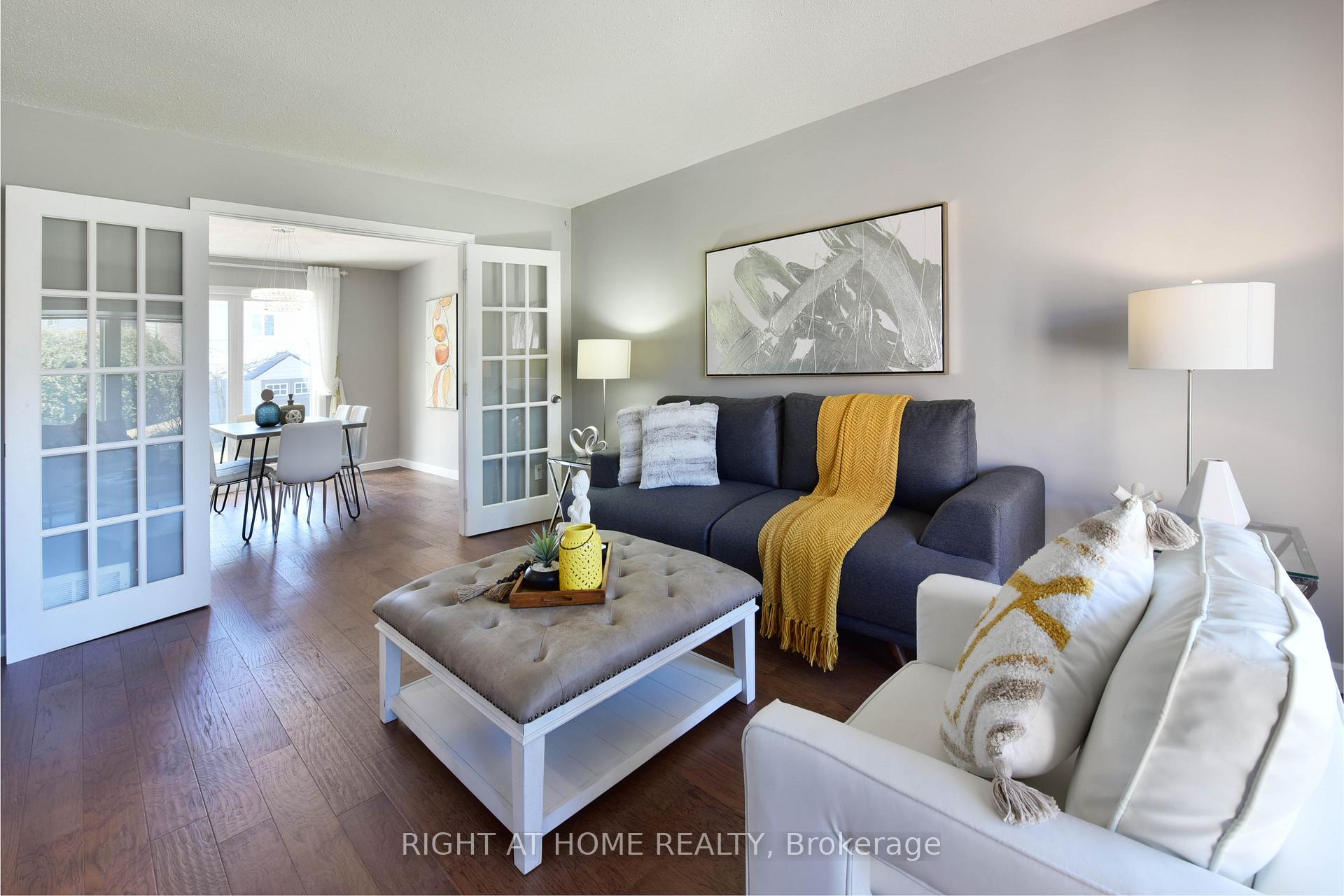 Photo 11 of 4 Balding Crescent, Ottawa, Kanata - Kanata Lakes/Heritage Hills — HOMEH