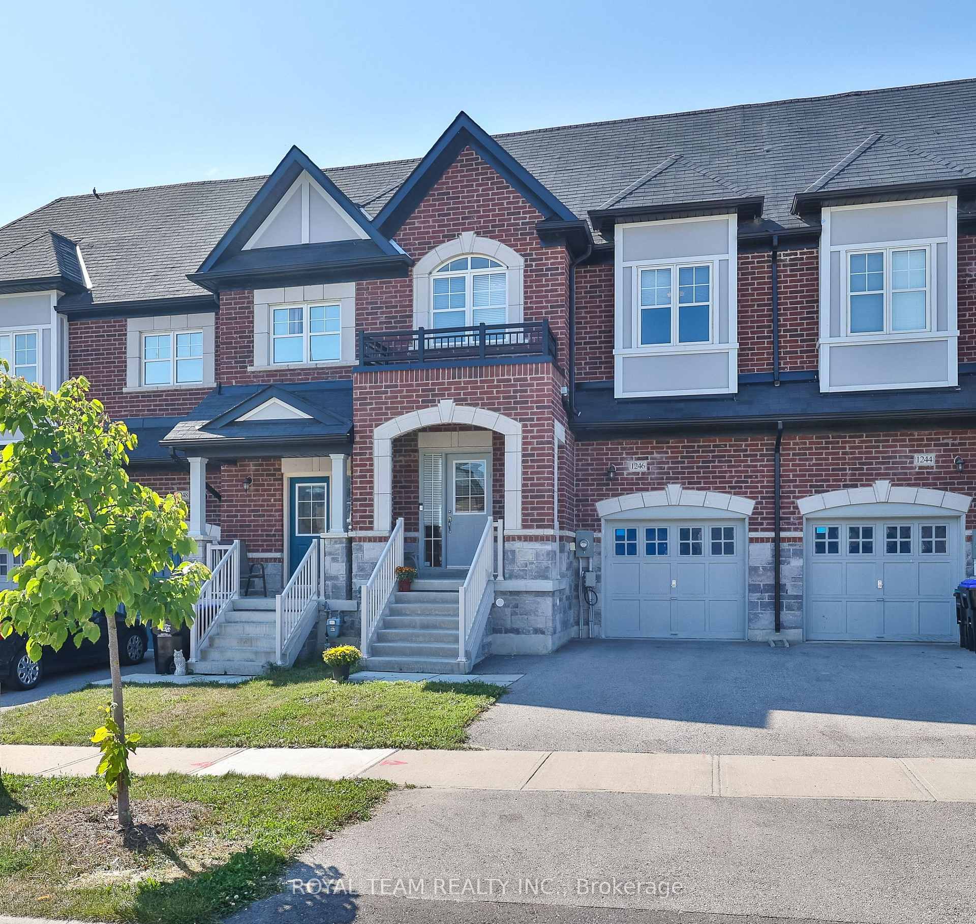 Front of 1246 Peelar Crescent