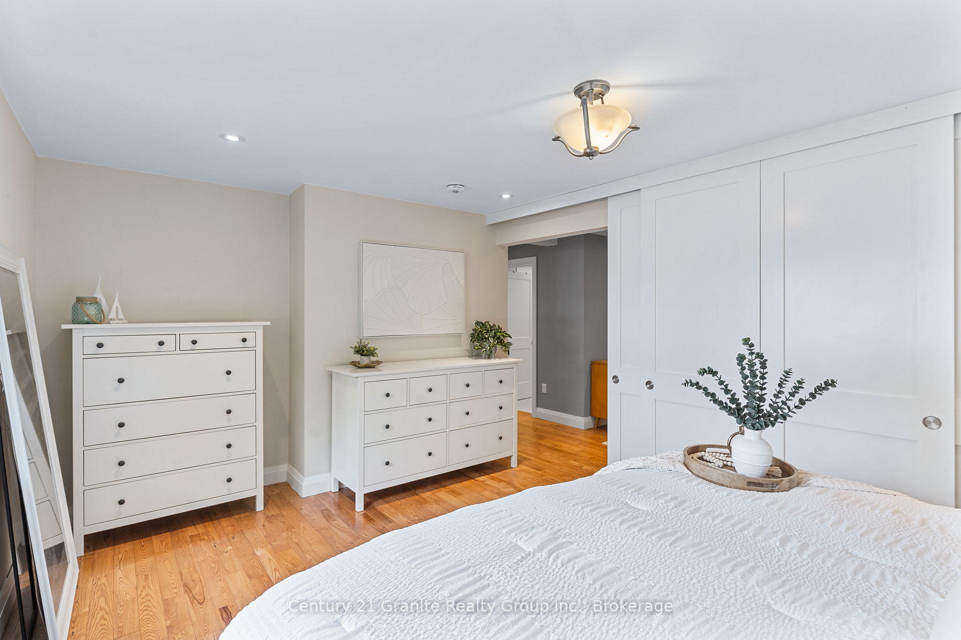 Photo 24 of 1053 Maebar Road, Minden Hills, Minden — HOMEH