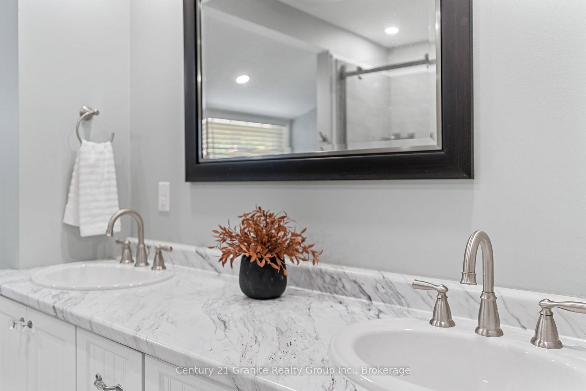 Photo 26 of 1053 Maebar Road, Minden Hills, Minden — HOMEH
