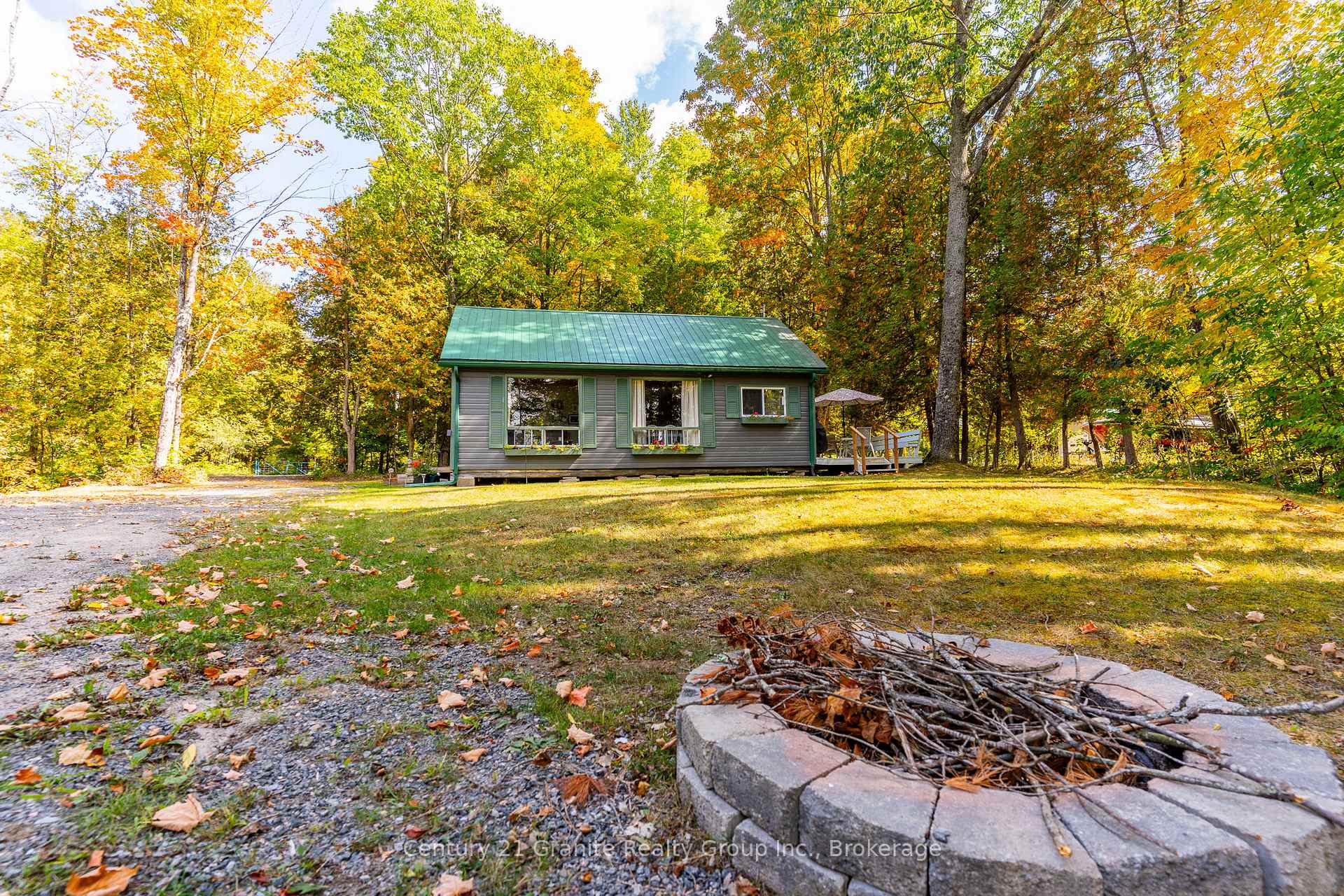 Photo 34 of 1053 Maebar Road, Minden Hills, Minden — HOMEH