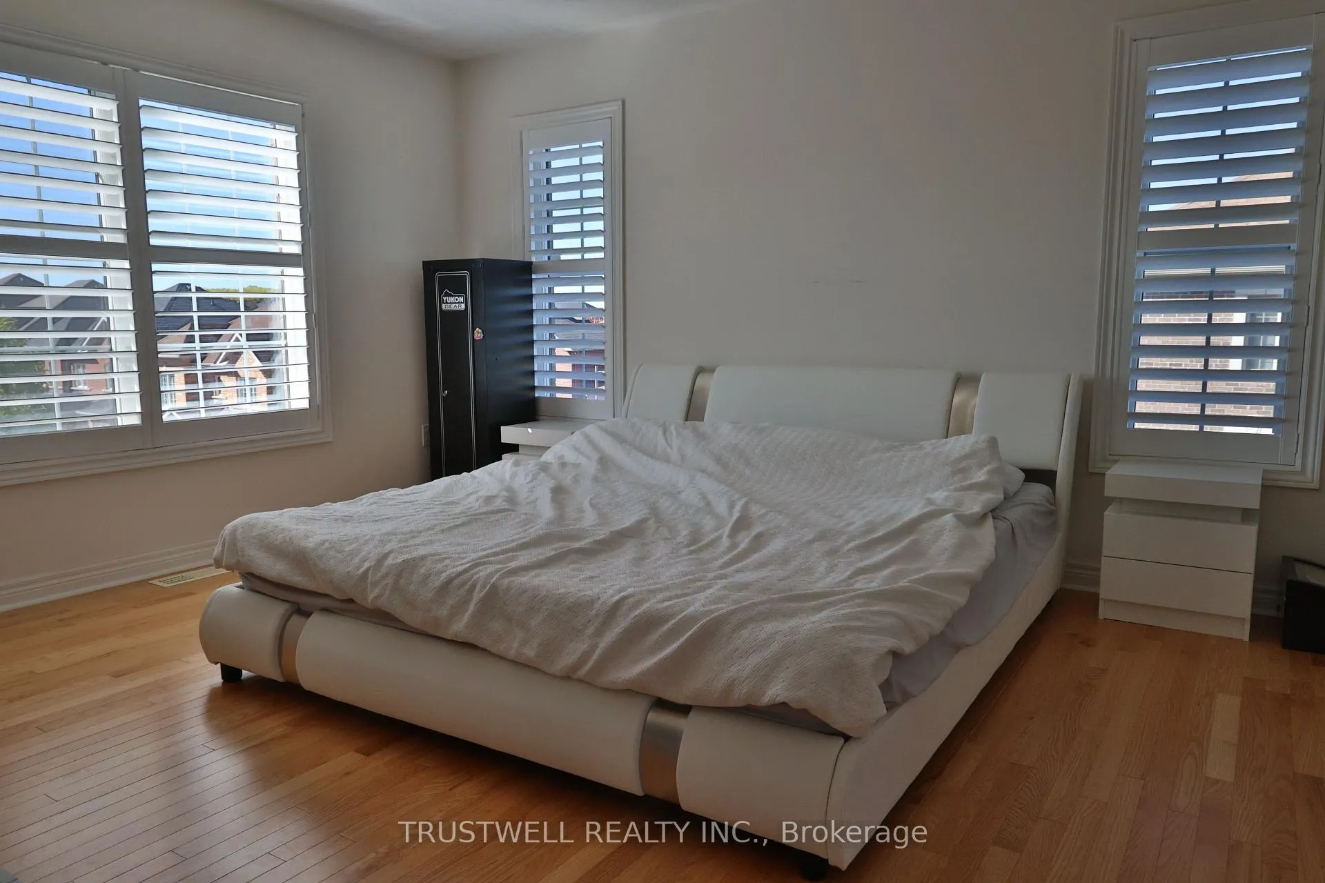 Photo 11 of 2032 Donald Cousens Parkway, Markham, Cornell — HOMEH