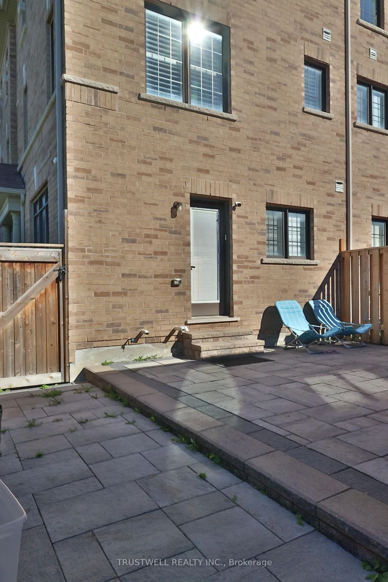 Photo 18 of 2032 Donald Cousens Parkway, Markham, Cornell — HOMEH