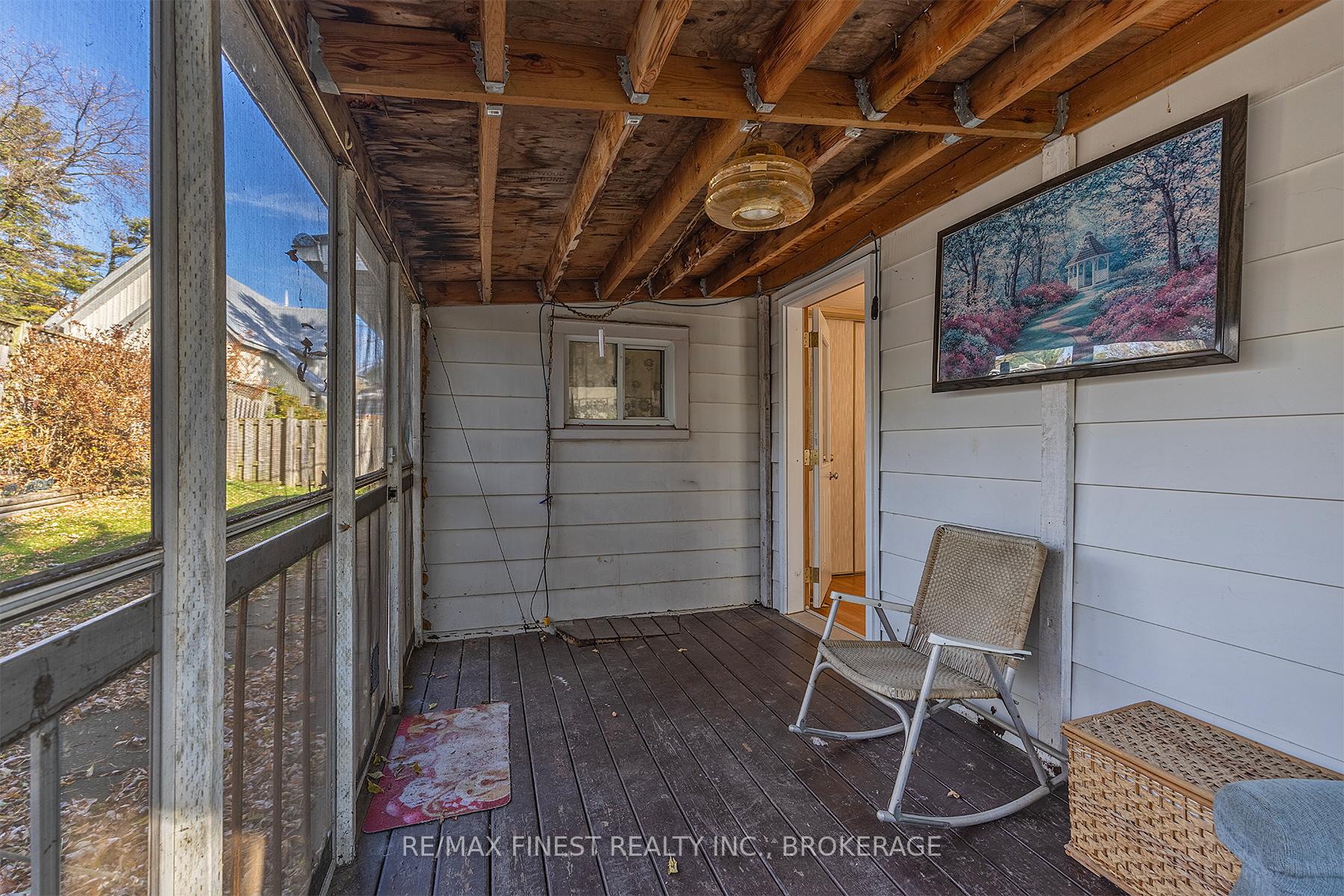 Photo 10 of 380 Queen Street, Loyalist, Bath — HOMEH