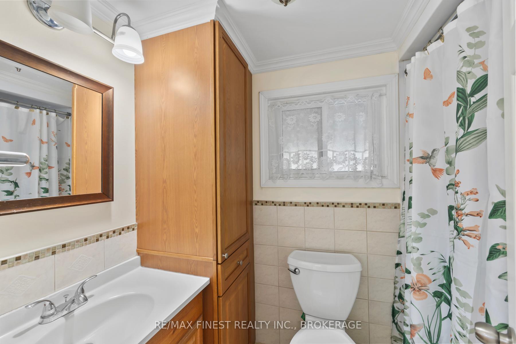 Photo 19 of 380 Queen Street, Loyalist, Bath — HOMEH