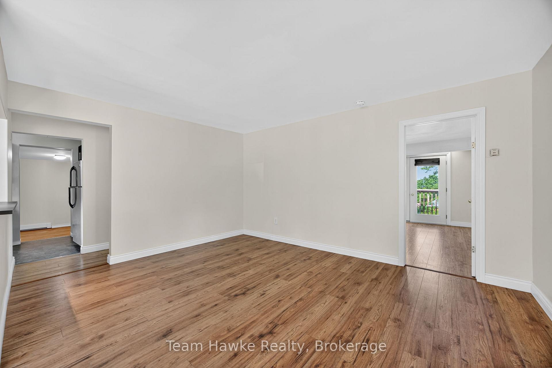 Photo 15 of 133 Seventh Street, Midland — HOMEH