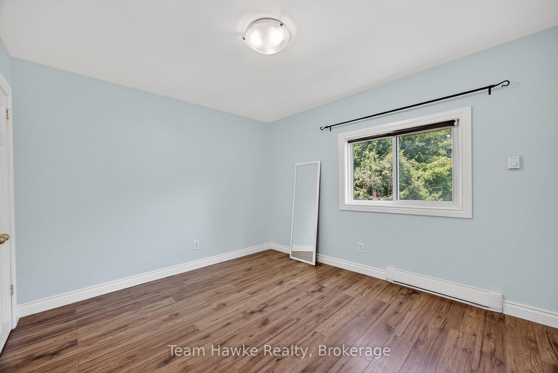 Photo 22 of 133 Seventh Street, Midland — HOMEH