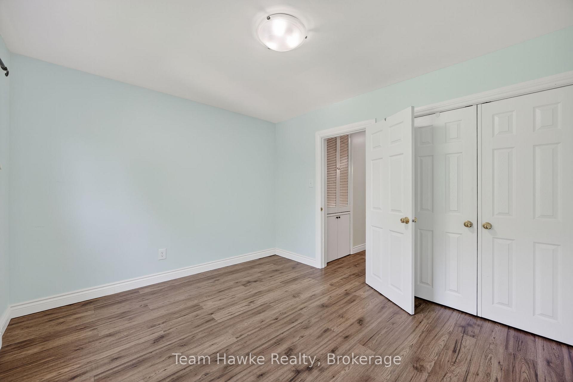 Photo 23 of 133 Seventh Street, Midland — HOMEH
