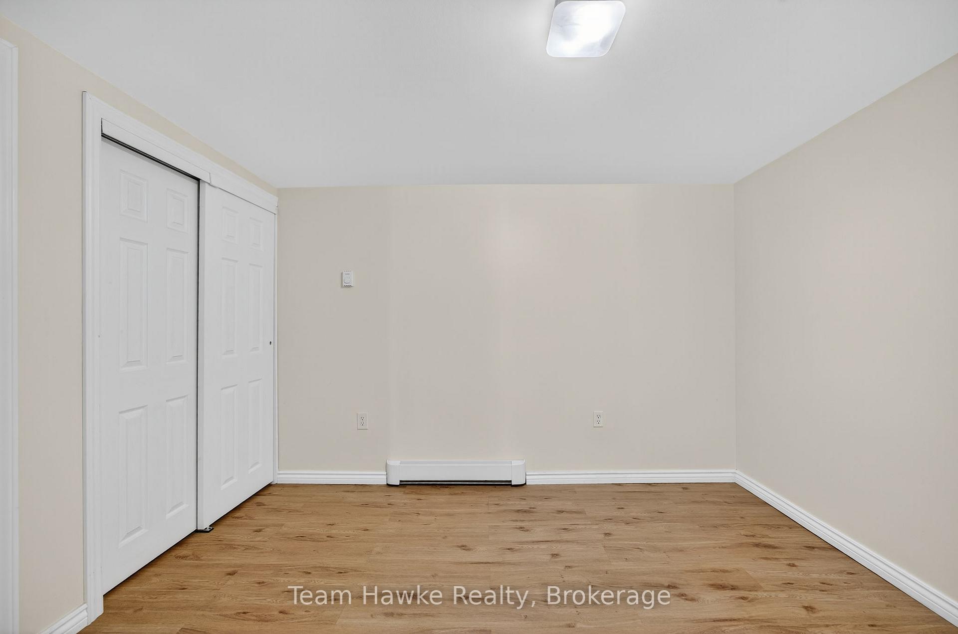 Photo 25 of 133 Seventh Street, Midland — HOMEH