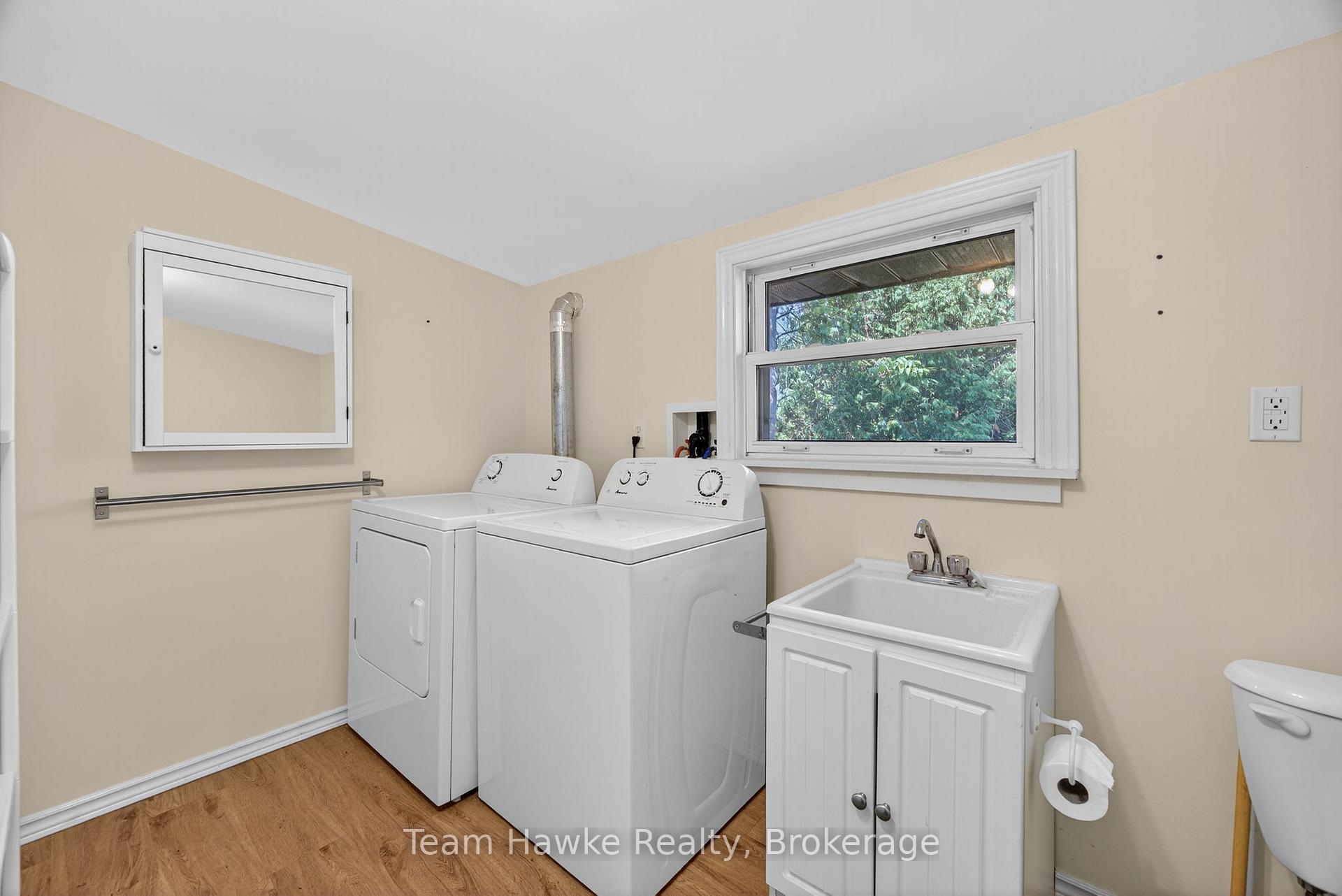 Photo 28 of 133 Seventh Street, Midland — HOMEH