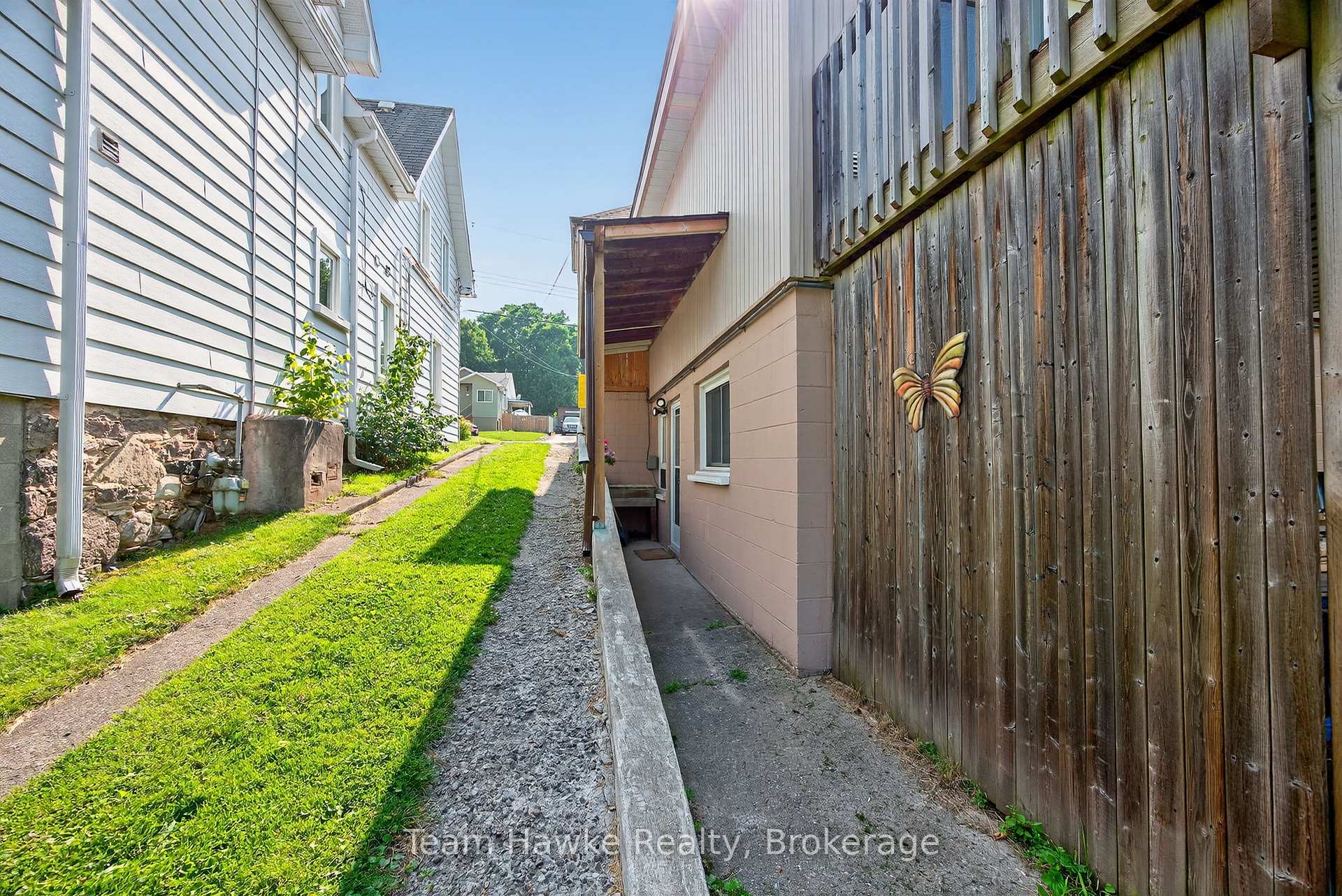 Photo 34 of 133 Seventh Street, Midland — HOMEH