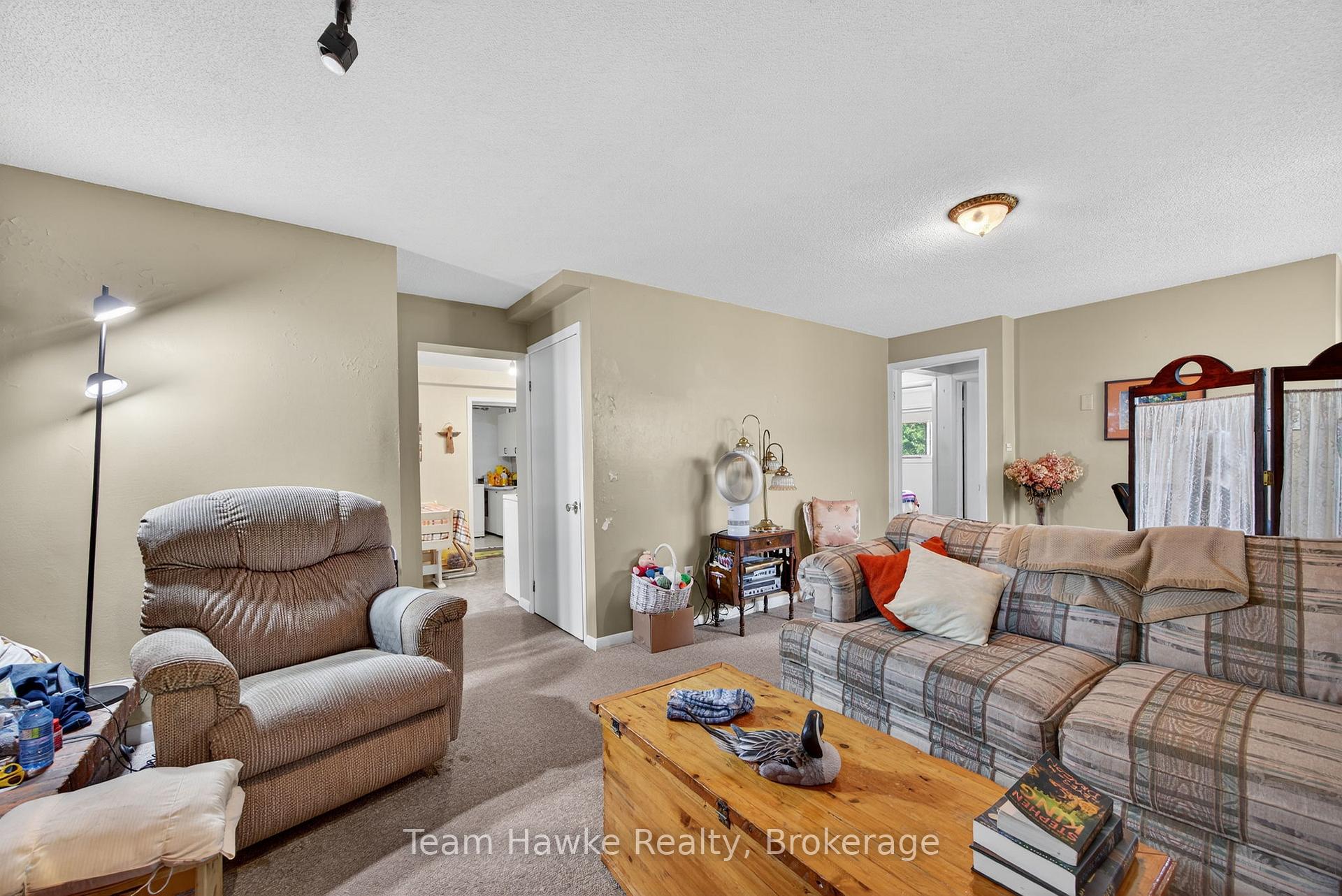 Photo 36 of 133 Seventh Street, Midland — HOMEH