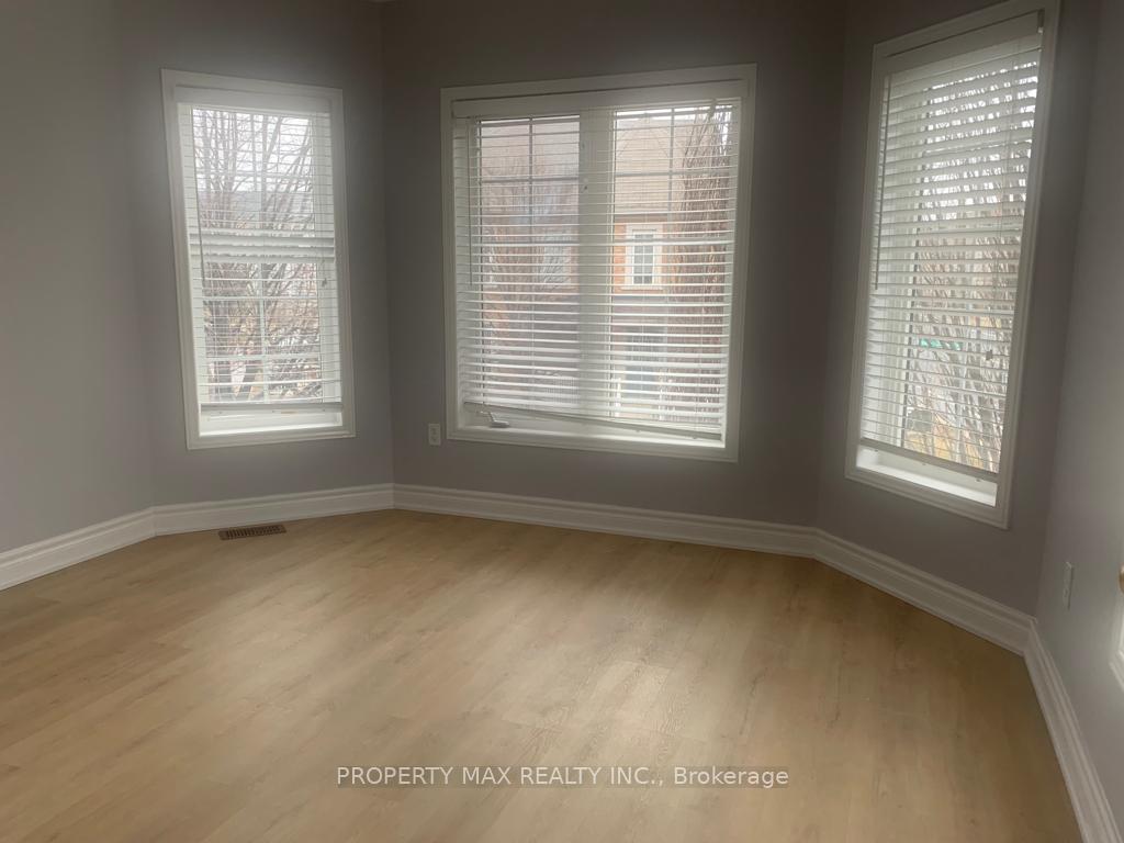 Photo 10 of 2 Prince Charles Way N, Markham, Berczy — HOMEH