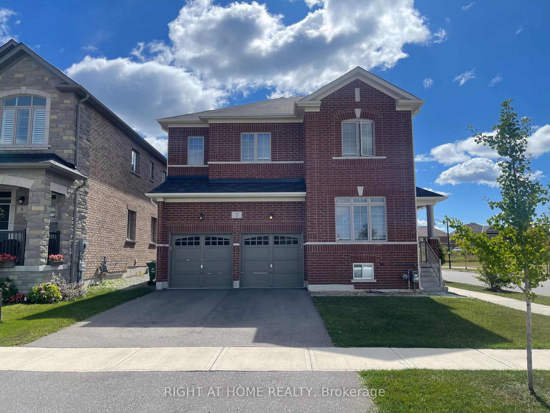Photo 2 of 2 Humphrey Street E, Hamilton, Waterdown — HOMEH