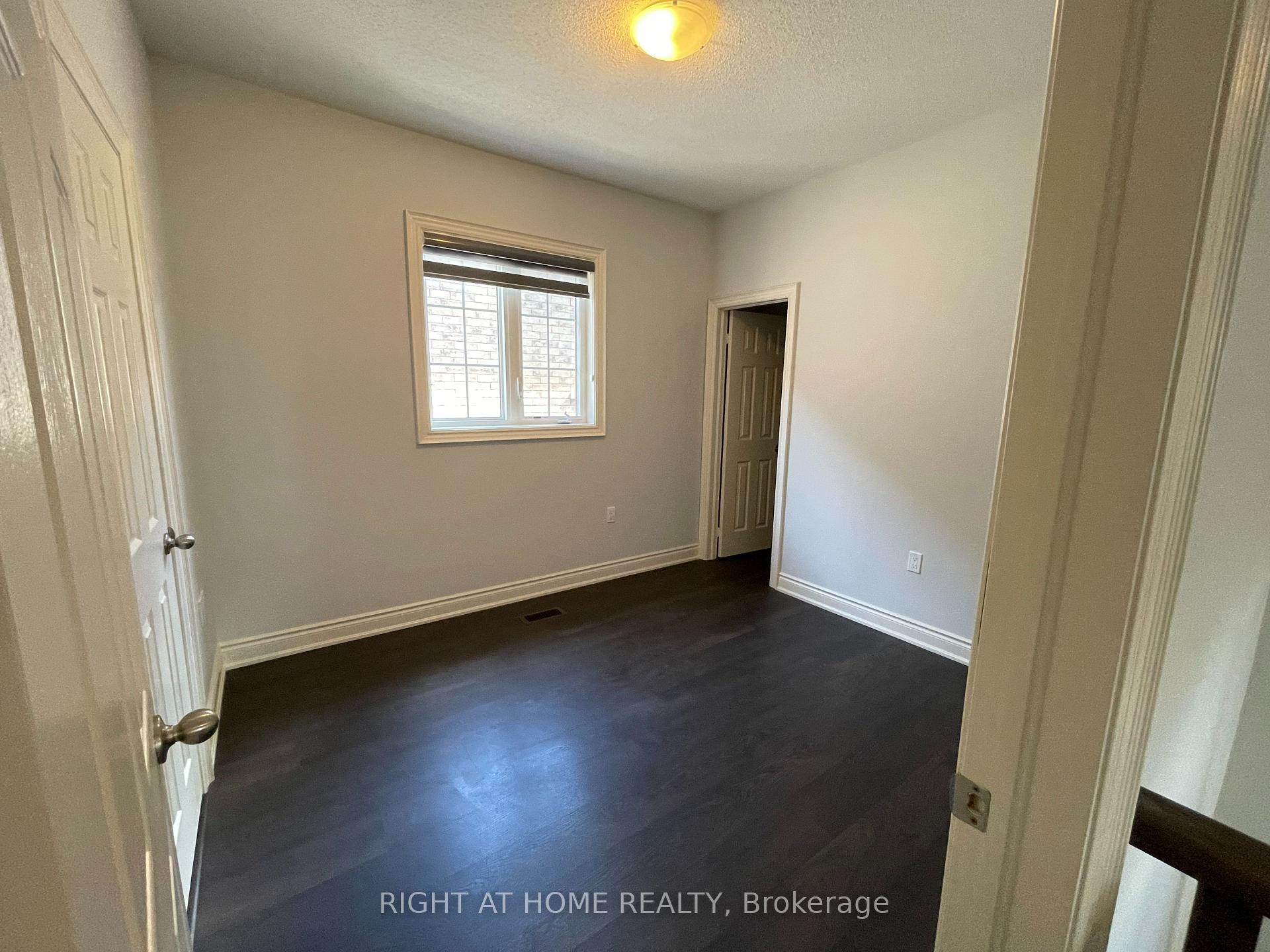 Photo 10 of 2 Humphrey Street E, Hamilton, Waterdown — HOMEH