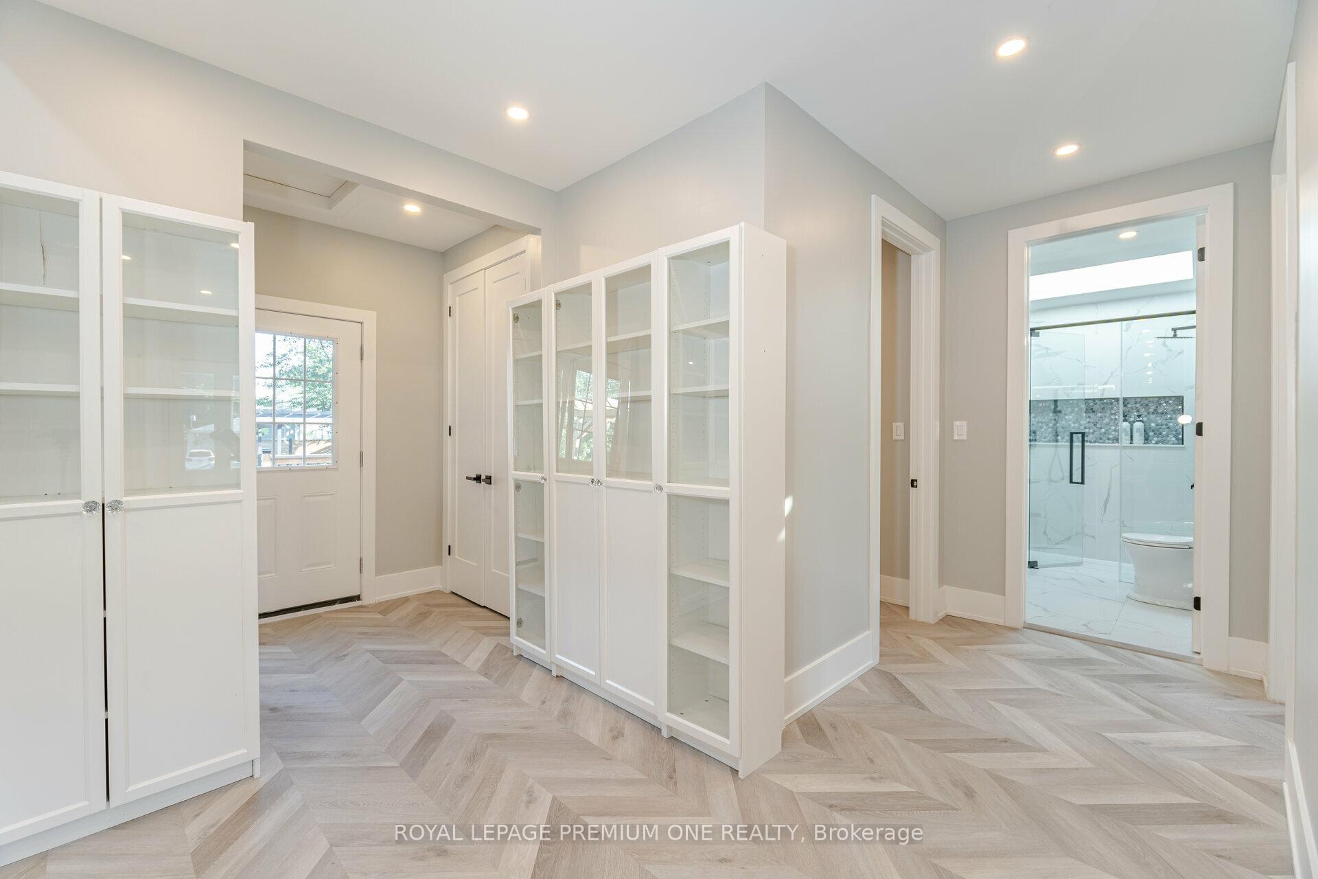 Photo 21 of 707 Rose Lane, Innisfil, Alcona — HOMEH
