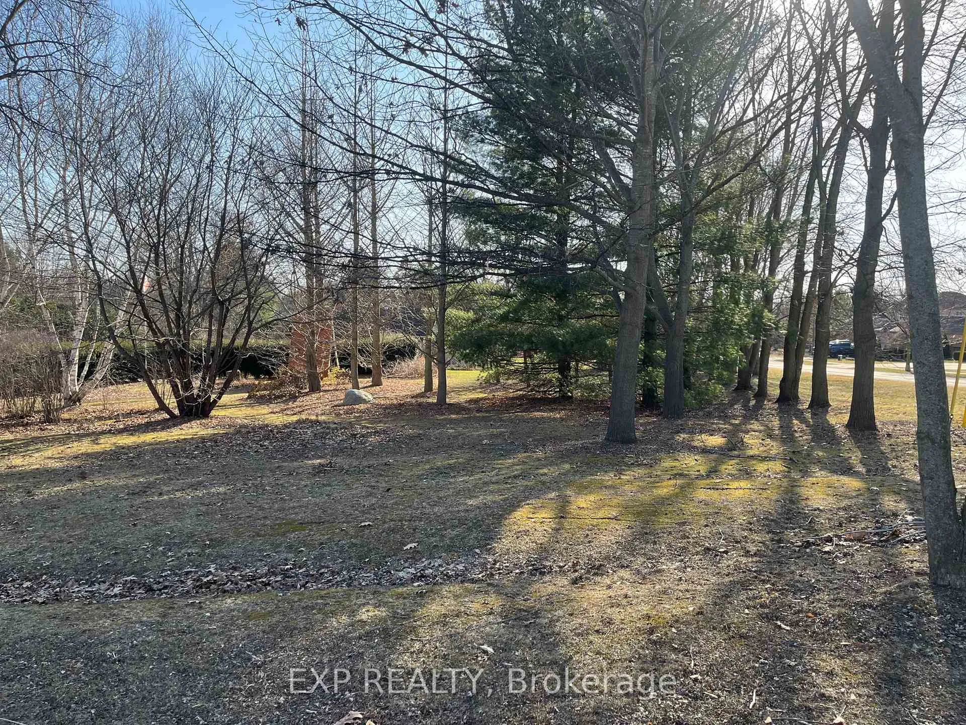 Photo 1 of 140 Queen Street, Middlesex Centre, Komoka — HOMEH