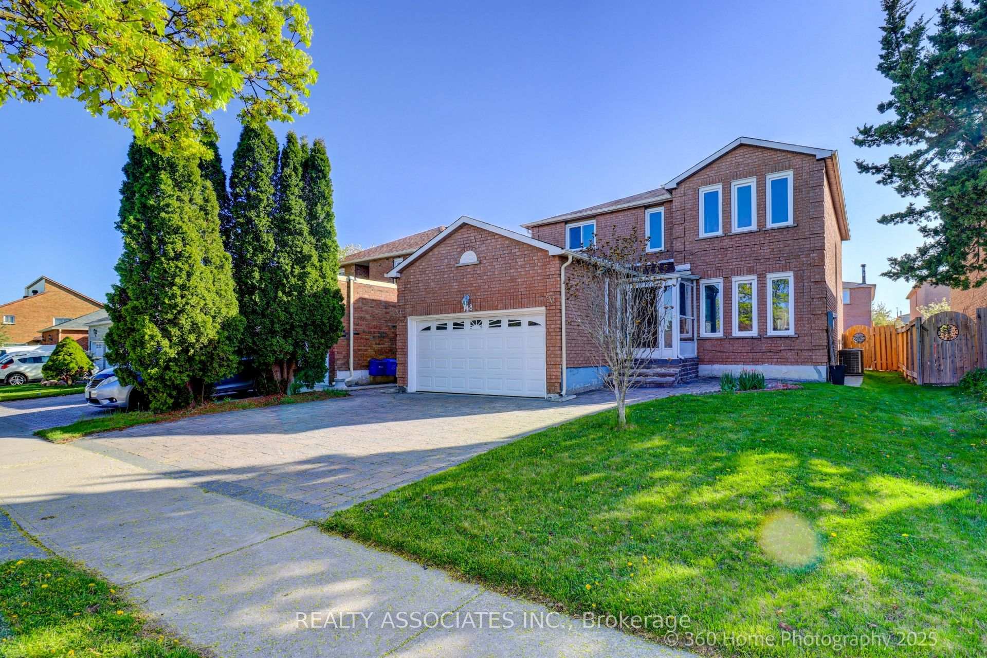 Photo 2 of 148 Cartmel Drive, Markham, Milliken Mills East — HOMEH