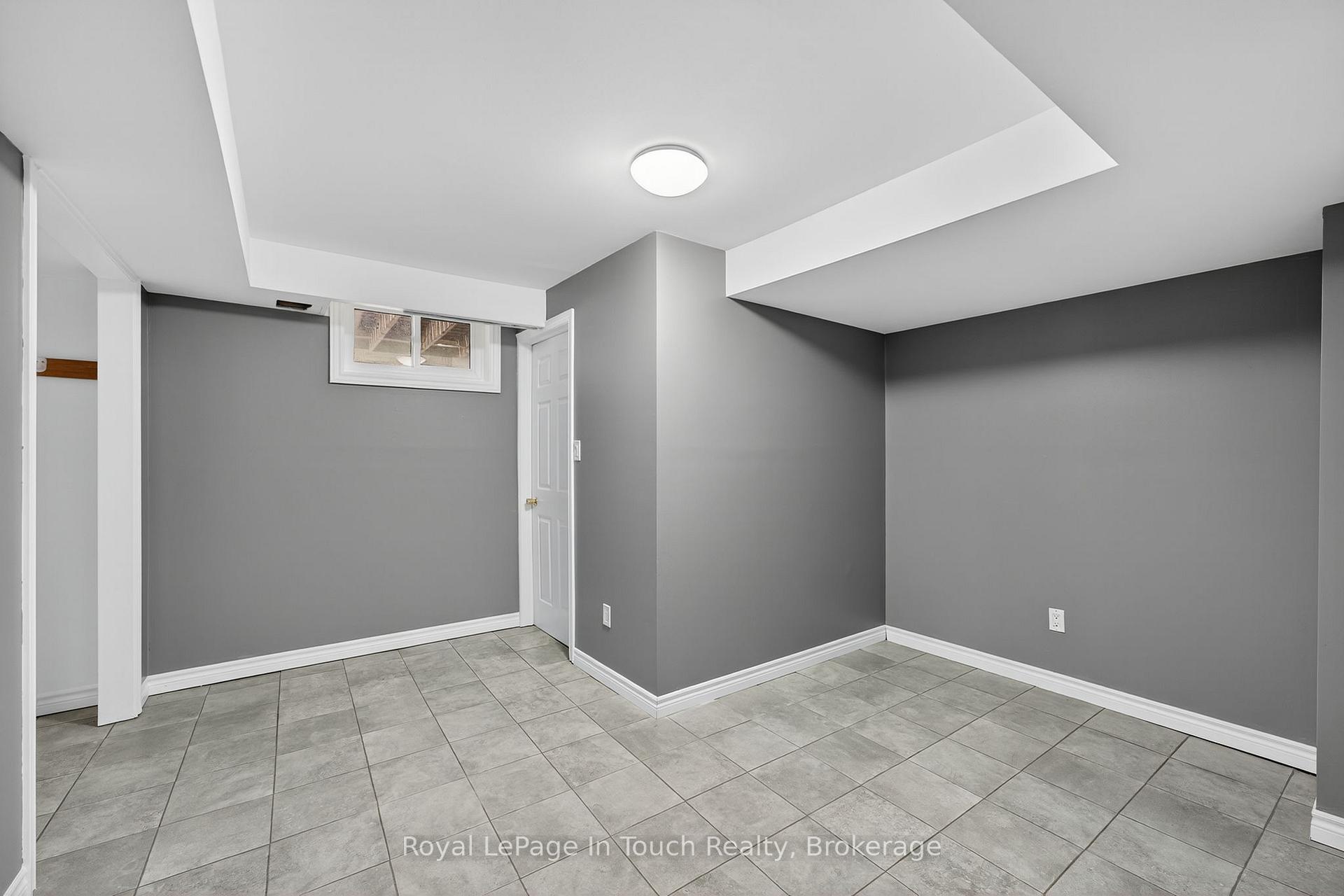 Photo 19 of 8906 County Road 93, Midland — HOMEH