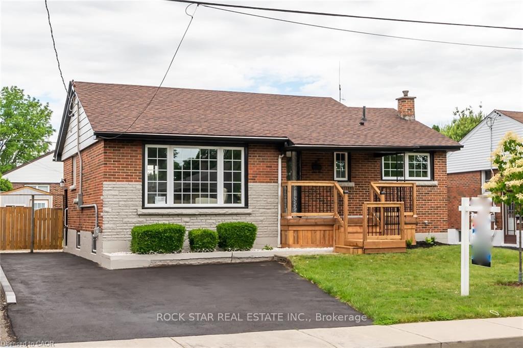 Photo 1 of 88 Wise Crescent, Hamilton, Huntington — HOMEH