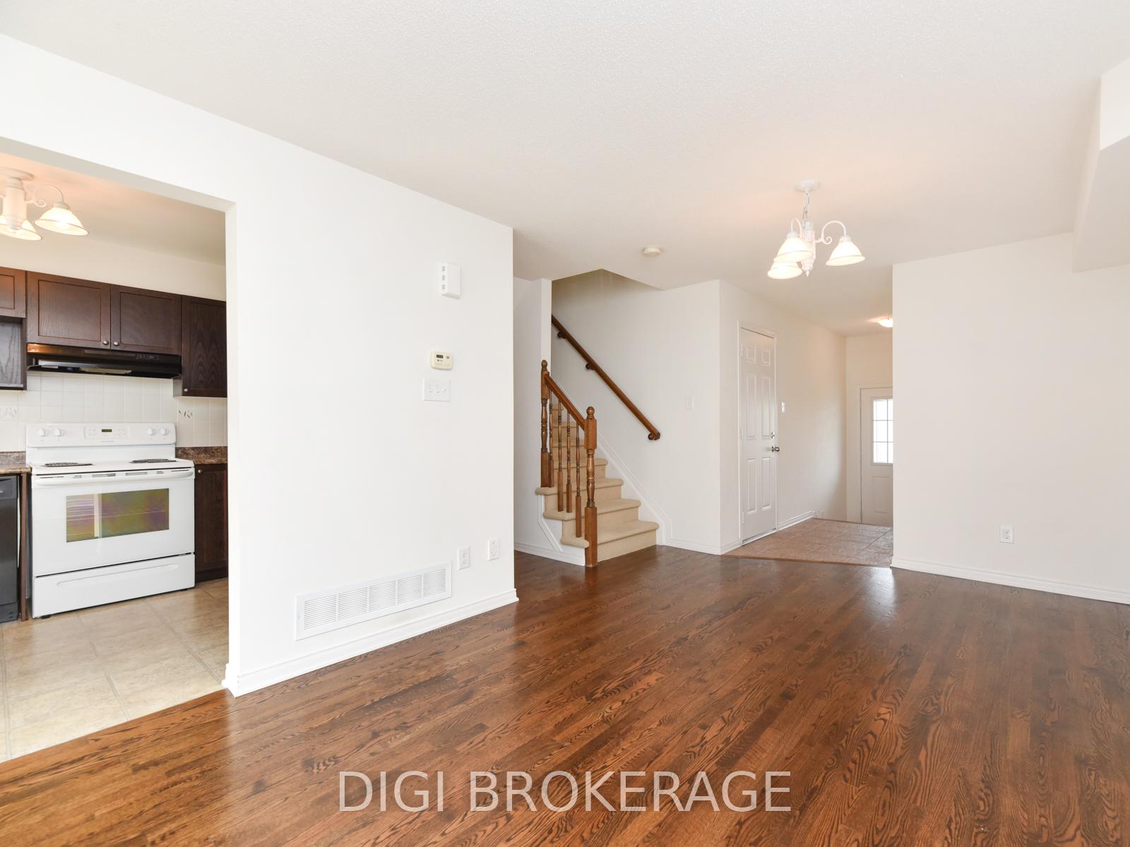 Photo 6 of 247 Arrita Street, Ottawa, Kanata - Emerald Meadows/Trailwest — HOMEH