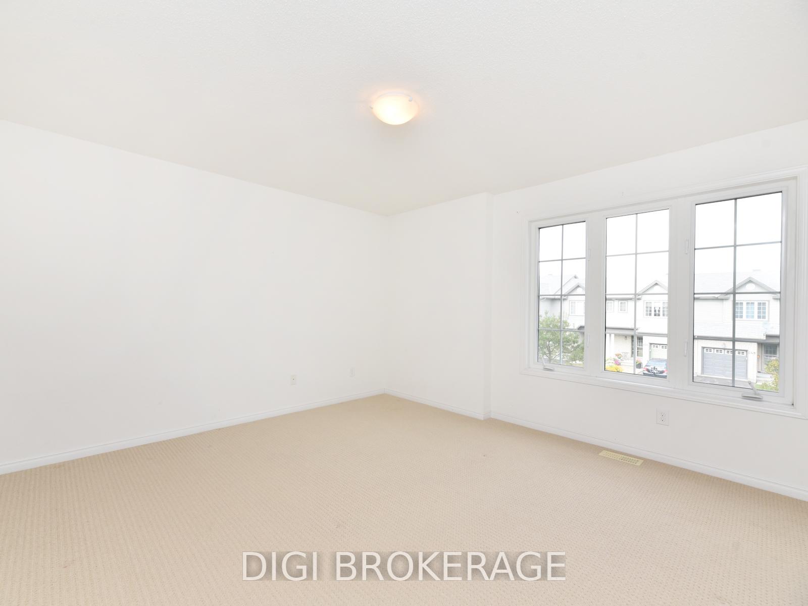 Photo 21 of 247 Arrita Street, Ottawa, Kanata - Emerald Meadows/Trailwest — HOMEH