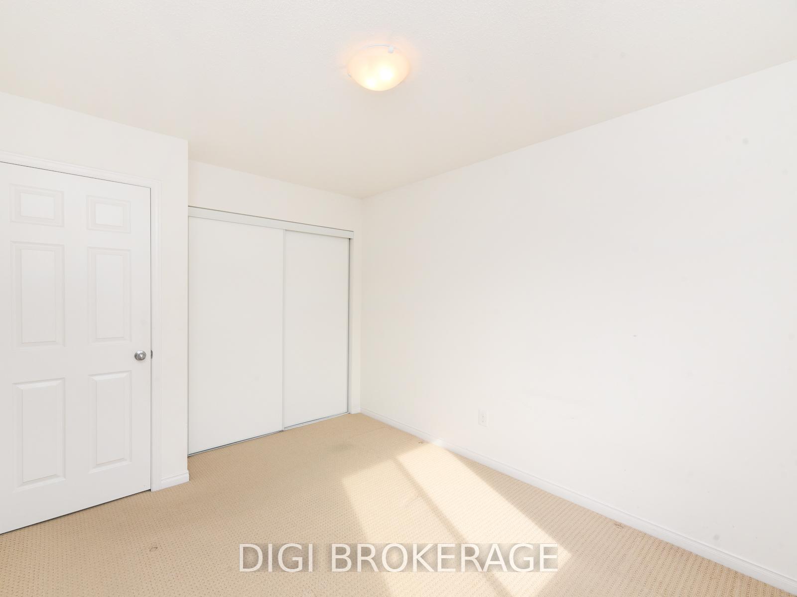 Photo 28 of 247 Arrita Street, Ottawa, Kanata - Emerald Meadows/Trailwest — HOMEH