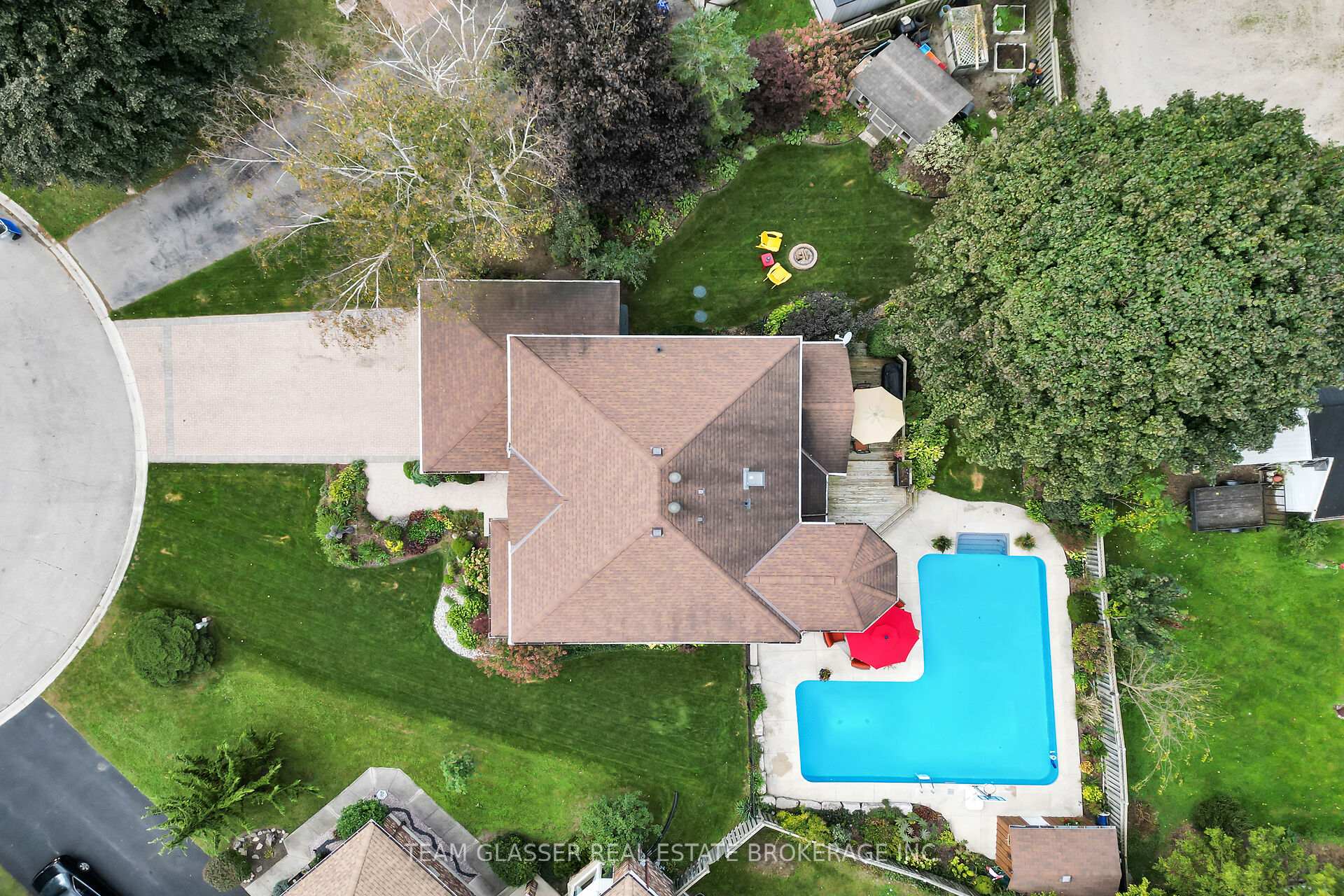 Photo 4 of 33 Hillcrest Court, Middlesex Centre, Delaware Town — HOMEH