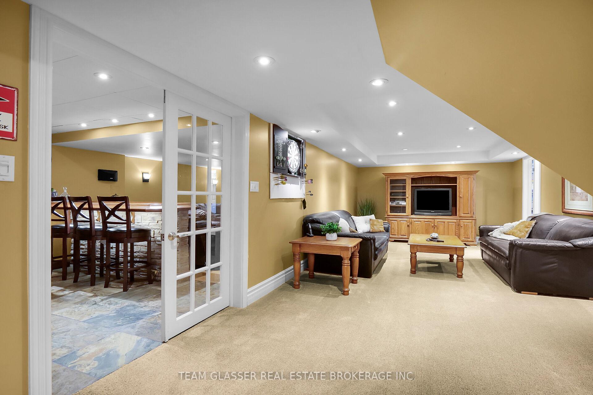Photo 36 of 33 Hillcrest Court, Middlesex Centre, Delaware Town — HOMEH