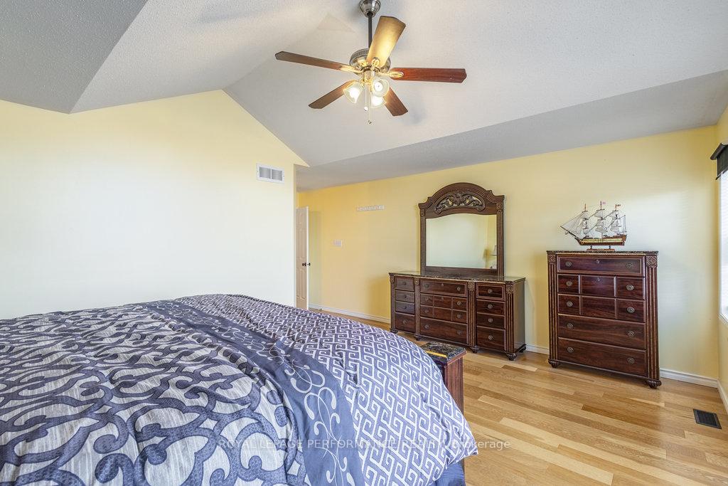 Photo 20 of 147 Grassy Plains Drive, Ottawa, Kanata - Emerald Meadows/Trailwest — HOMEH