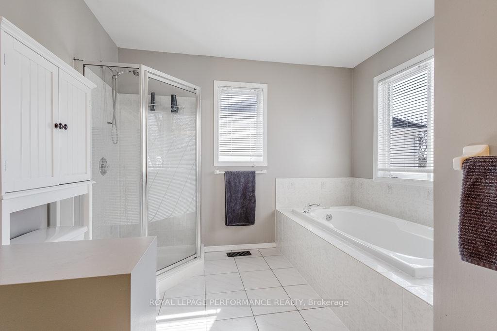 Photo 24 of 147 Grassy Plains Drive, Ottawa, Kanata - Emerald Meadows/Trailwest — HOMEH