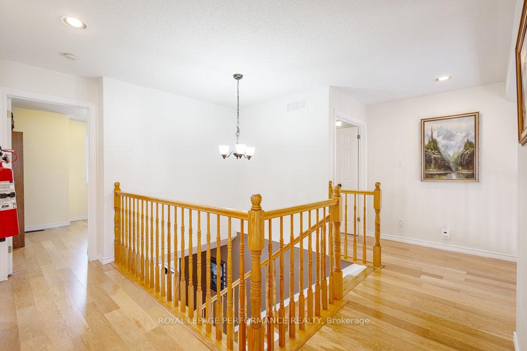 Photo 32 of 147 Grassy Plains Drive, Ottawa, Kanata - Emerald Meadows/Trailwest — HOMEH